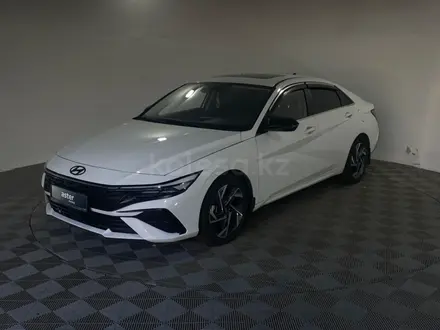 Hyundai Elantra, 2023
