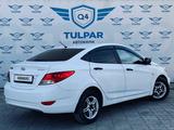 Hyundai Accent 2013 года за 5 000 000 тг. в Атырау – фото 2