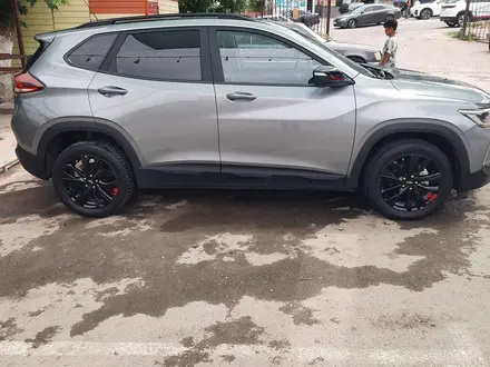 Chevrolet Tracker 2022 года за 6 800 000 тг. в Шымкент – фото 2