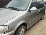 Kia Carnival 2002 годаүшін1 200 000 тг. в Актобе – фото 2