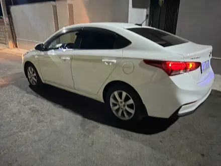 Hyundai Accent 2017 года за 6 000 000 тг. в Шымкент – фото 3