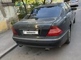 Mercedes-Benz S 320 2002 годаүшін2 900 000 тг. в Алматы – фото 2