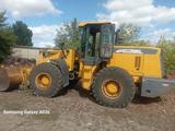 XCMG  Фронтальный погрузчик XCMG LW500F 2012 года за 12 500 000 тг. в Семей