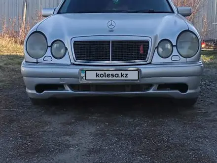 Mercedes-Benz E 280 1999 года за 3 200 000 тг. в Костанай