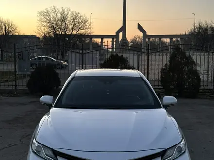 Toyota Camry 2018 года за 14 500 000 тг. в Тараз – фото 4