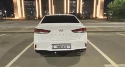 Hyundai Sonata 2018 года за 8 800 000 тг. в Туркестан – фото 2