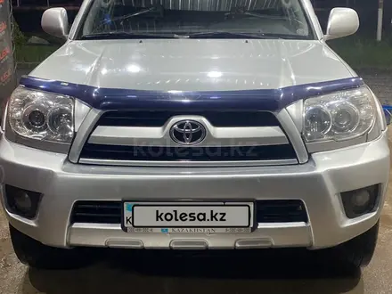 Toyota 4Runner 2005 года за 11 700 000 тг. в Караганда