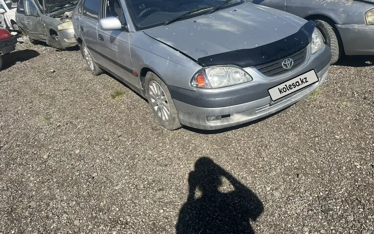 Toyota Avensis 2002 годаfor464 623 тг. в Актобе