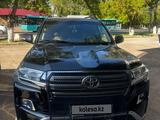 Toyota Land Cruiser 2017 годаүшін33 500 000 тг. в Караганда