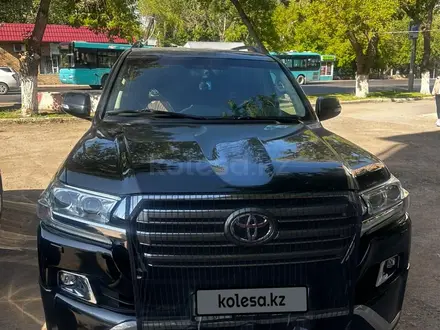 Toyota Land Cruiser 2017 года за 33 500 000 тг. в Караганда