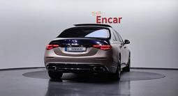 Mercedes-Benz S 680 4MATIC 2023 года за 143 000 000 тг. в Алматы – фото 4