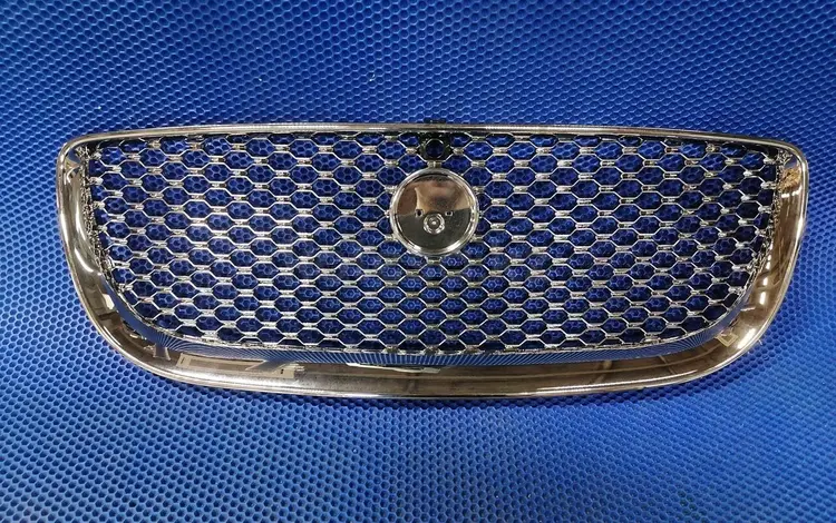 Решетка радиатора на Jaguar XJүшін300 000 тг. в Алматы