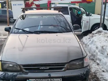 Toyota Carina E 1995 года за 1 500 000 тг. в Алматы