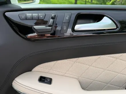 Mercedes-Benz GL 500 2014 года за 18 000 000 тг. в Алматы – фото 21