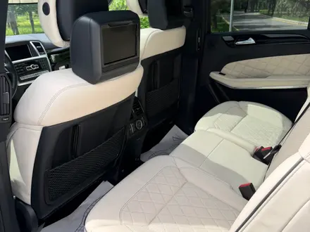 Mercedes-Benz GL 500 2014 года за 18 000 000 тг. в Алматы – фото 17