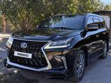 Lexus LX 570 2017 года за 37 200 000 тг. в Актобе