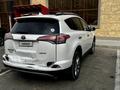 Toyota RAV4 2016 годаfor9 000 000 тг. в Актау – фото 2