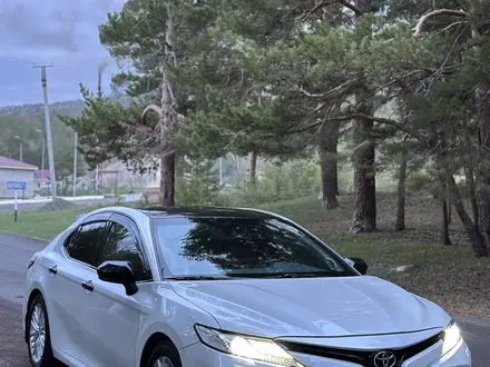 Toyota Camry 2019 года за 13 900 000 тг. в Караганда – фото 13