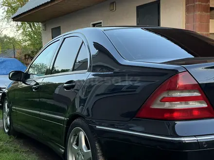Mercedes-Benz C 230 2006 года за 6 200 000 тг. в Алматы – фото 3