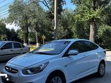 Hyundai Solaris 2014 годаүшін3 200 000 тг. в Уральск – фото 3