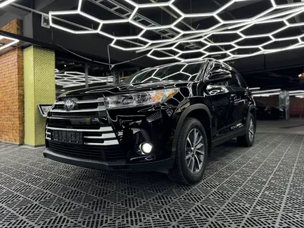 Toyota Highlander 2019 года за 18 000 000 тг. в Алматы – фото 13