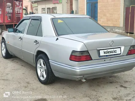 Mercedes-Benz E 220 1995 года за 2 600 000 тг. в Кызылорда – фото 4