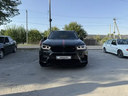 BMW X5 2016 года за 20 000 000 тг. в Шымкент – фото 2