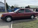 Mercedes-Benz E 260 1991 года за 1 200 000 тг. в Караганда – фото 3