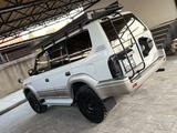 Toyota Land Cruiser Prado 2000 года за 13 000 000 тг. в Алматы – фото 3