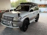 Toyota Land Cruiser Prado 2000 года за 13 000 000 тг. в Алматы