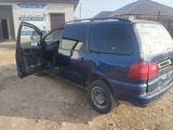 SEAT Alhambra 2002 года за 900 000 тг. в Актобе – фото 2