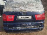 SEAT Alhambra 2002 года за 900 000 тг. в Актобе – фото 3