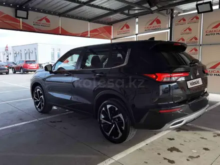 Mitsubishi Outlander 2021 года за 11 500 000 тг. в Алматы – фото 6