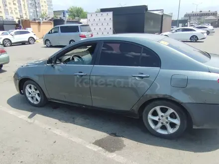 Geely Emgrand EC7 2015 года за 1 400 000 тг. в Актобе – фото 3