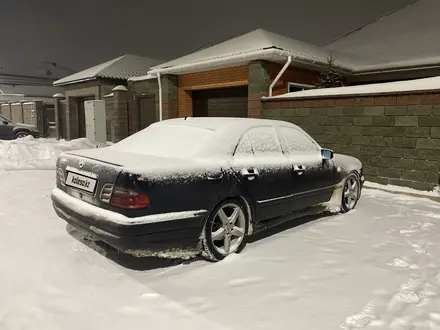 Mercedes-Benz E 230 1995 года за 2 600 000 тг. в Астана – фото 14