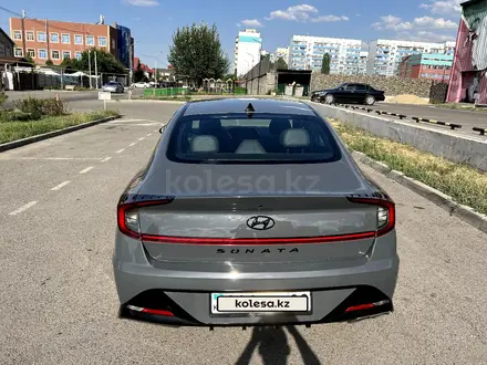Hyundai Sonata 2021 года за 11 500 000 тг. в Алматы – фото 12