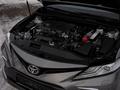 Toyota Camry Luxe 2023 года за 21 300 000 тг. в Алматы – фото 5