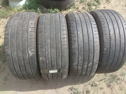 Шины 235/55 R17 — "Hankook Ventus Prime 3" (Венгрия), летние, в х за 95 000 тг. в Астана – фото 2