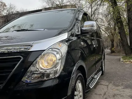 Hyundai Starex 2017 года за 12 600 000 тг. в Алматы – фото 7