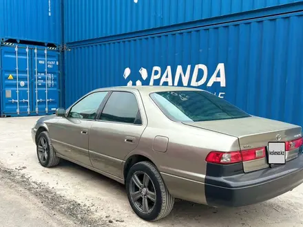 Toyota Camry 1998 года за 2 300 000 тг. в Алматы – фото 3