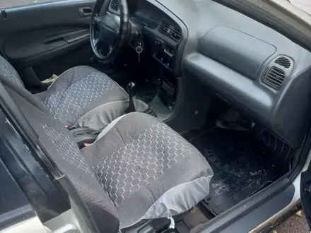 Mazda 323 1996 года за 1 100 000 тг. в Алматы – фото 6