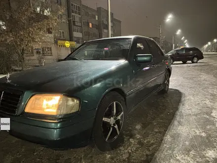 Mercedes-Benz C 180 1995 года за 1 650 000 тг. в Петропавловск