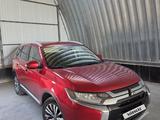 Mitsubishi Outlander 2019 года за 8 000 000 тг. в Астана