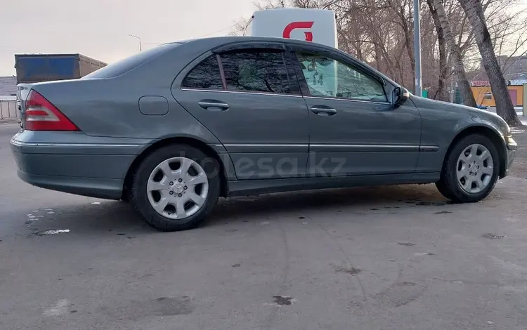 Mercedes-Benz C 200 2005 годаүшін4 350 000 тг. в Павлодар