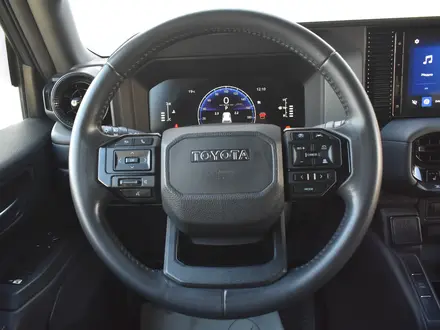 Toyota Land Cruiser Prado 2024 года за 27 500 000 тг. в Атырау – фото 11