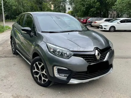 Renault Kaptur 2017 года за 8 500 000 тг. в Алматы