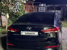 Hyundai Elantra, 2018