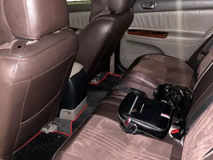 Toyota Camry 2003 года за 3 000 000 тг. в Атырау – фото 7