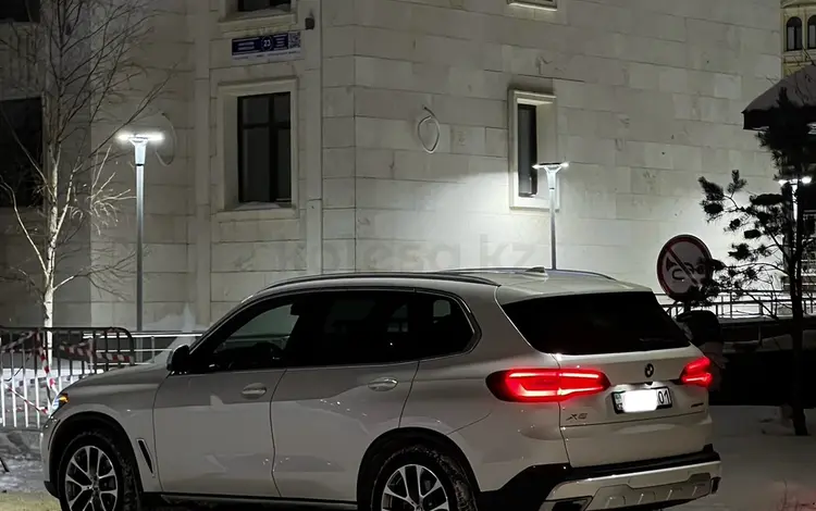 BMW X5 2020 года за 25 000 000 тг. в Астана