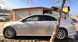 Toyota Camry 2011 года за 6 250 000 тг. в Шымкент – фото 2